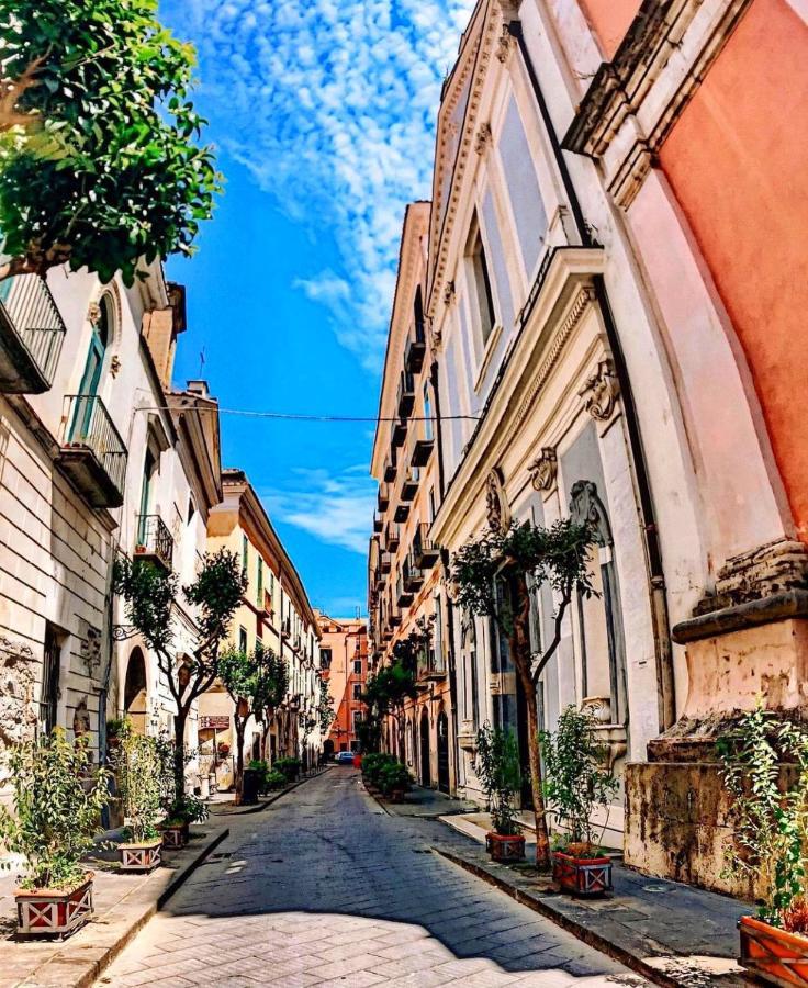 B&B Salerno In Centro Exteriör bild
