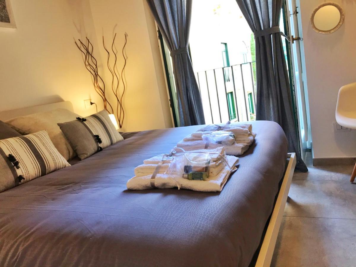 B&B Salerno In Centro Exteriör bild