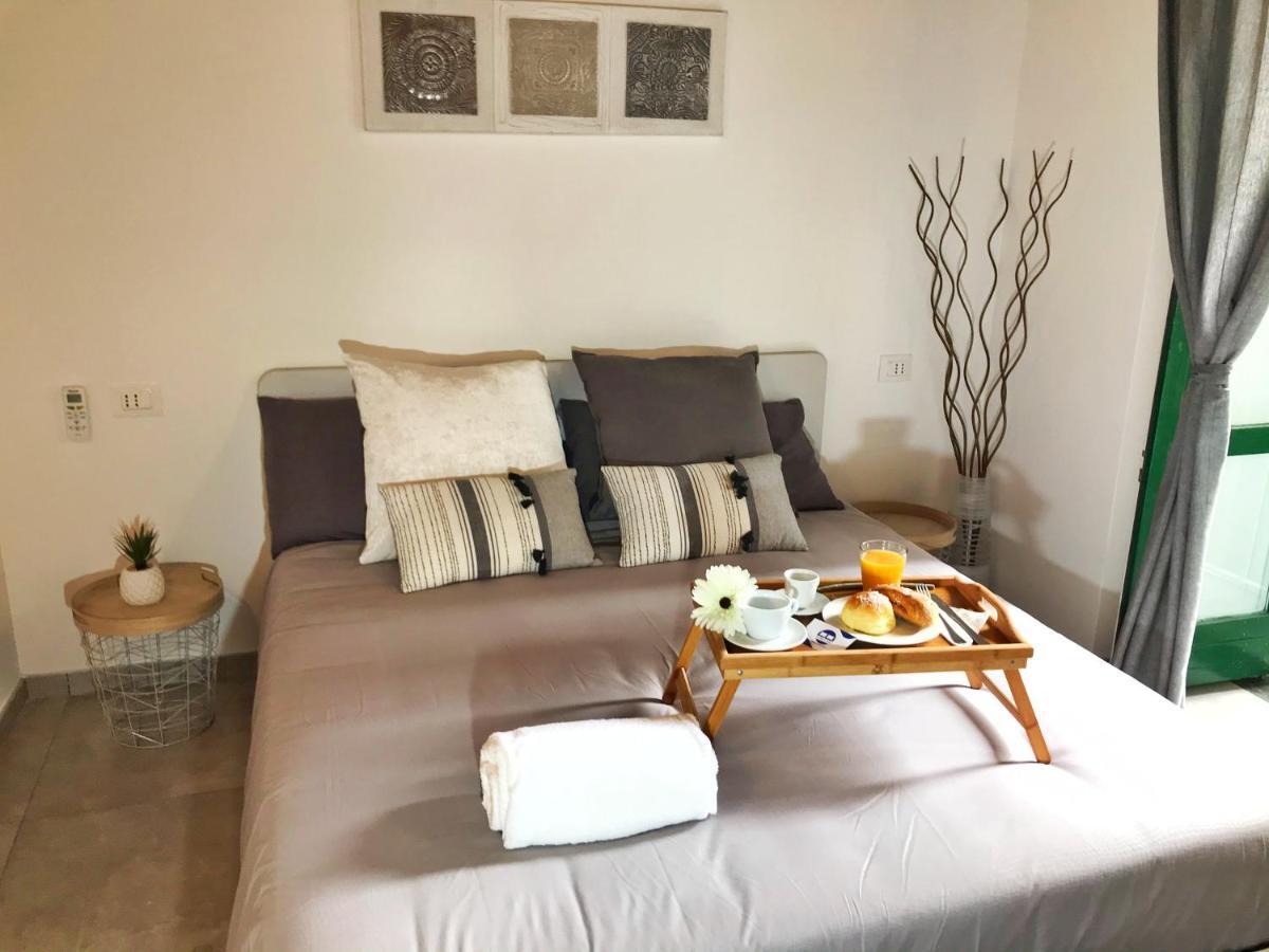 B&B Salerno In Centro Exteriör bild
